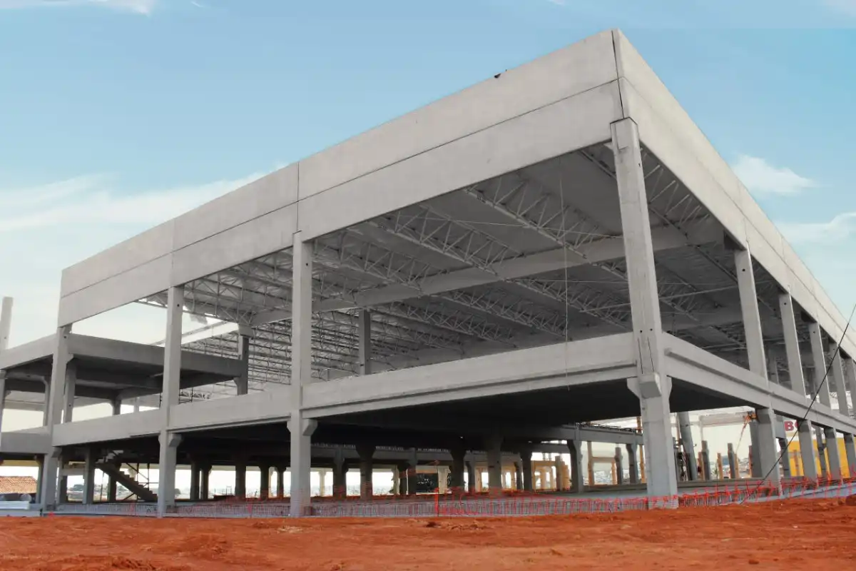 Estrutura pré-moldada em concreto — Proconst